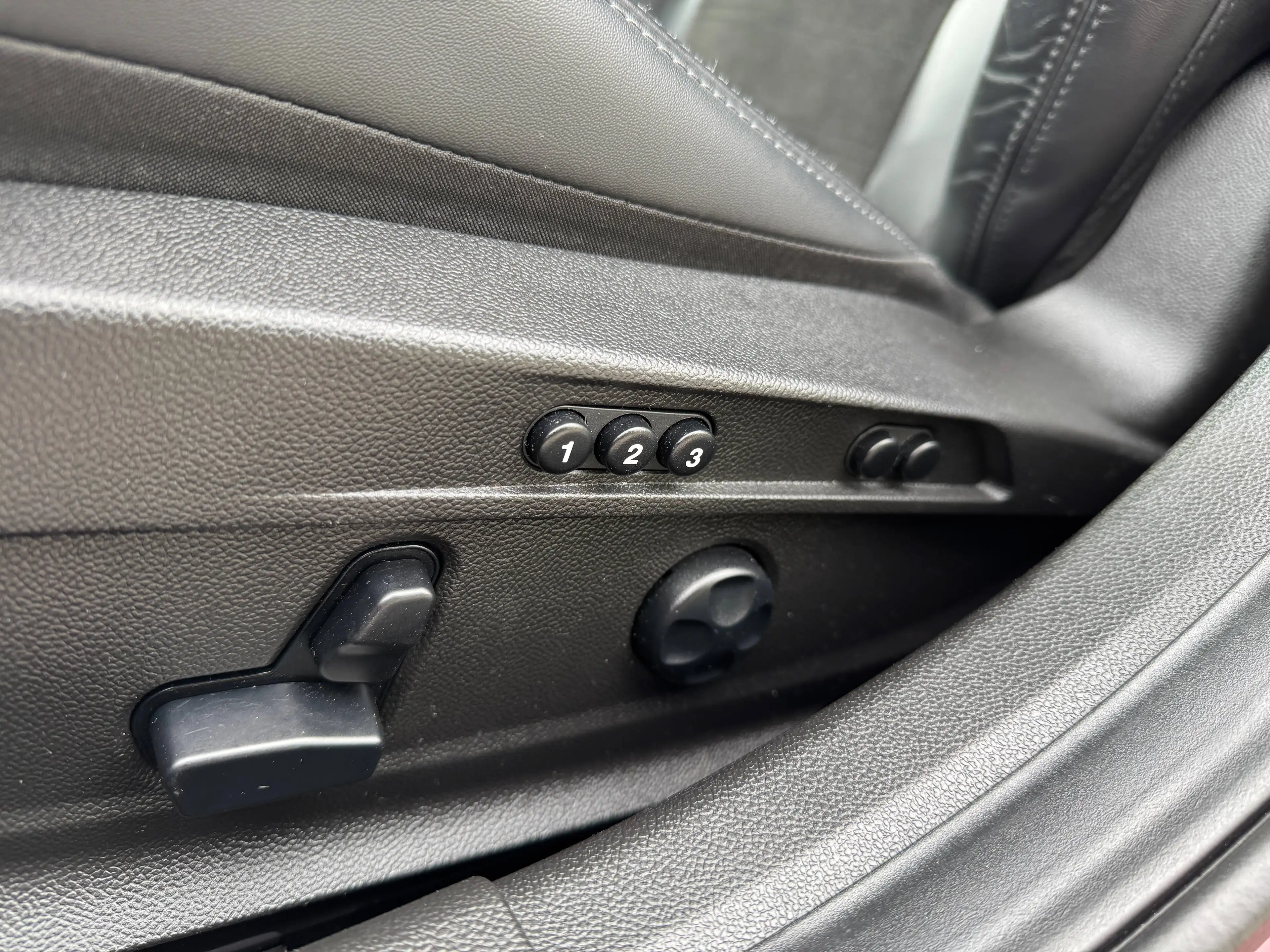 Alfa Romeo Giulia 2.9 T V6 Quadrifoglio Akrapovic/307km/h/CarPlay — photo 15