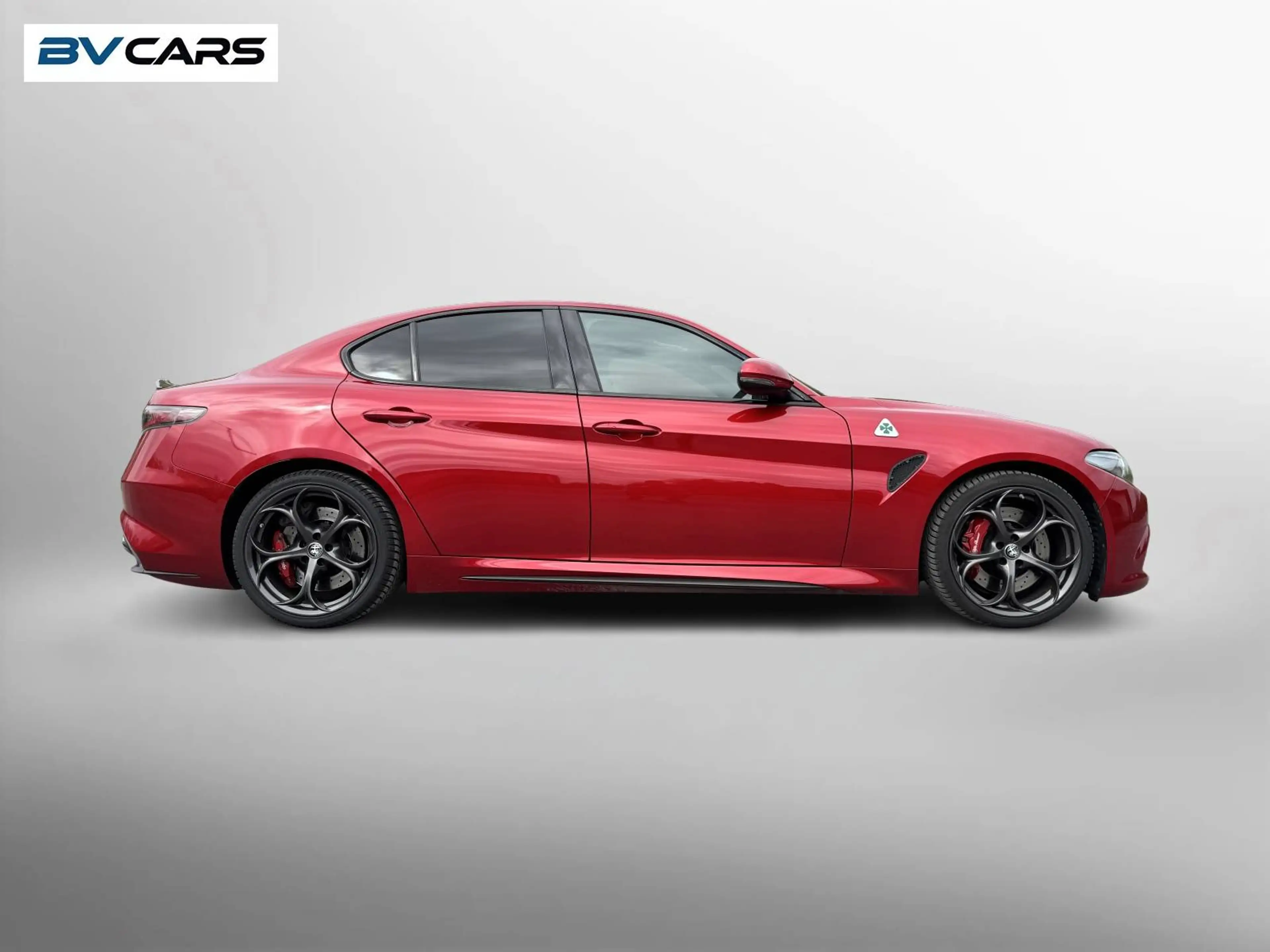 Alfa Romeo Giulia 2.9 T V6 Quadrifoglio Akrapovic/307km/h/CarPlay — photo 7