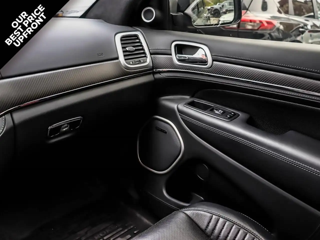 Jeep Grand Cherokee снимка Jeep Grand Cherokee