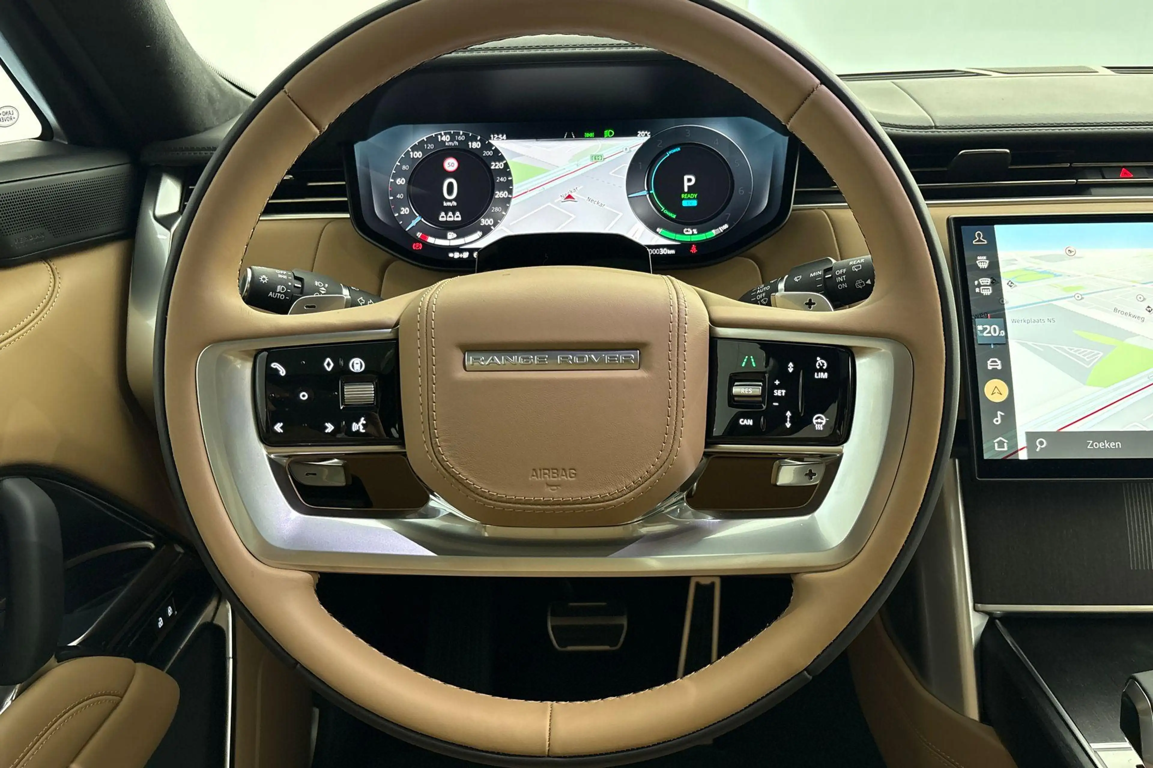 Land Rover Range Rover P460e Westminster | Massage | HUD | Towing Pack — photo 14