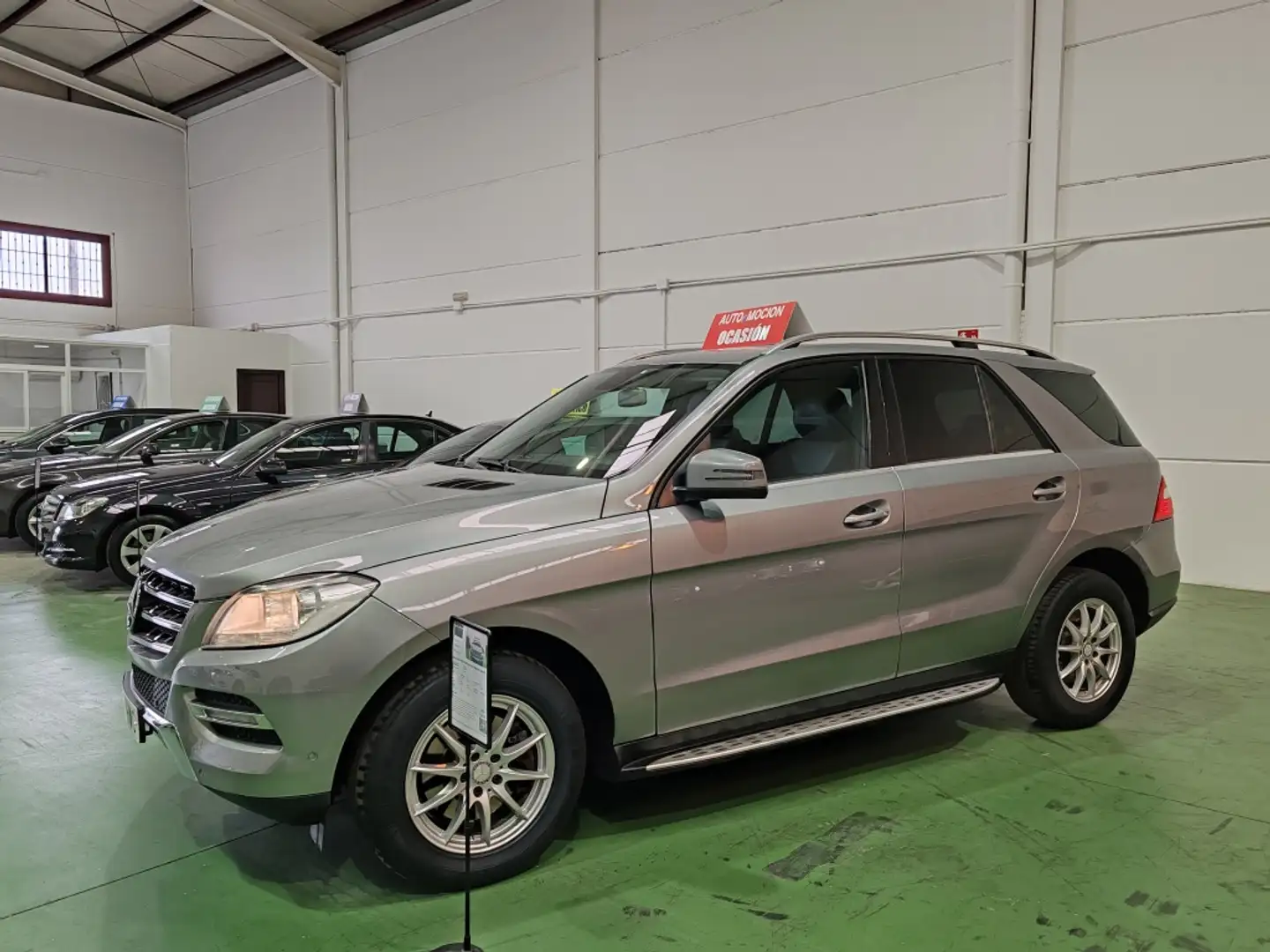 Mercedes-Benz ML 250 250BlueTec 4M 7G Plus Gris - 2