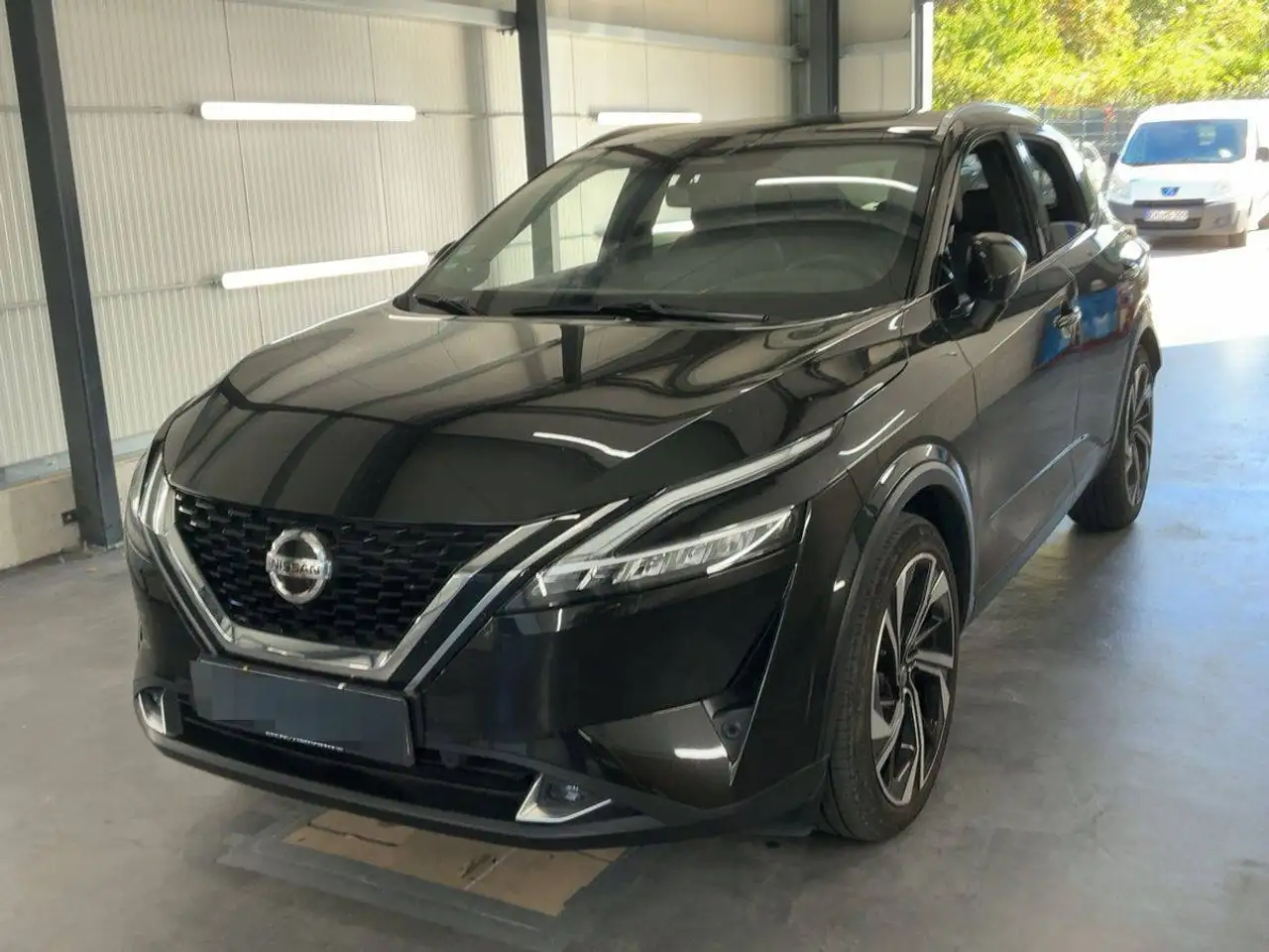 Nissan Qashqai Tekna — photo 1 of 36