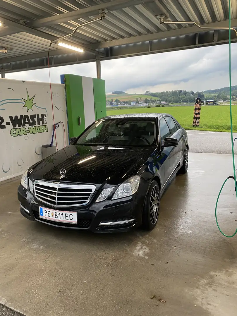 Mercedes-Benz E 350 Avantgarde A-Edition + 4MATIC Aut. *DIPLOMAT* Schwarz - 2