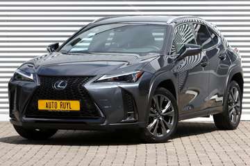 F Sport Design Leer / Navi / Carplay