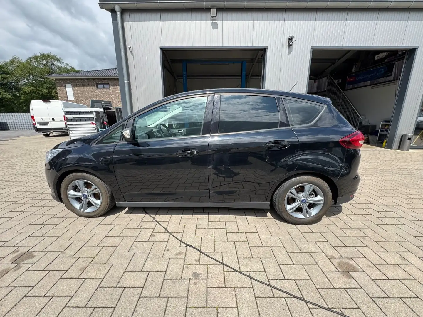 Ford C-Max 1.5 TdCi/PDC/Navi/Tempomat/SHZ+ Nero - 2
