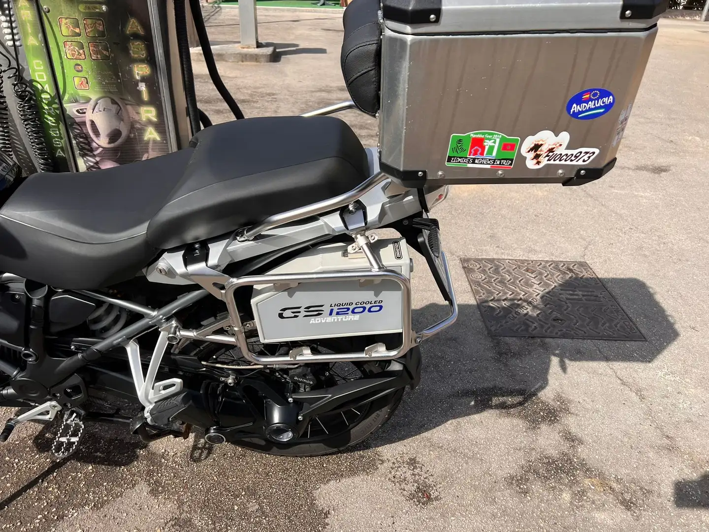 BMW R 1200 GS Adventure Triple black modello 2018 con conta km analogico Nero - 1