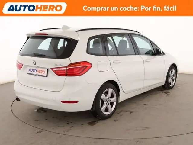 BMW 2 Series view 6