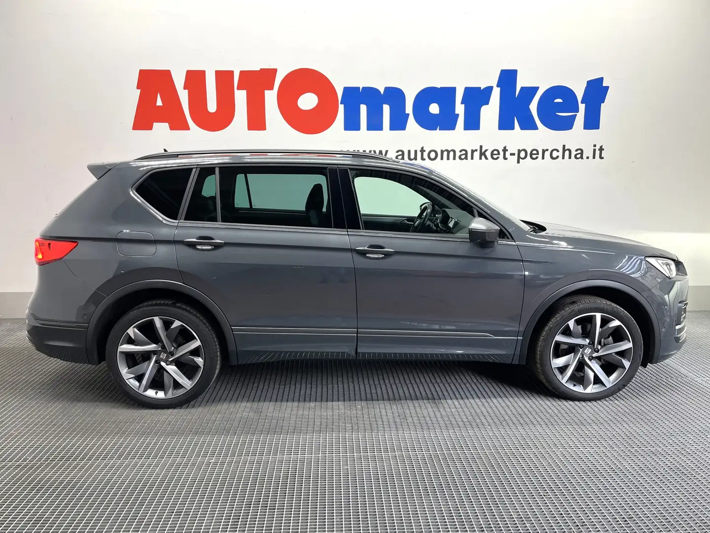 SEAT Tarraco 2.0 TDI FR 4drive 200cv dsg Gris - 1
