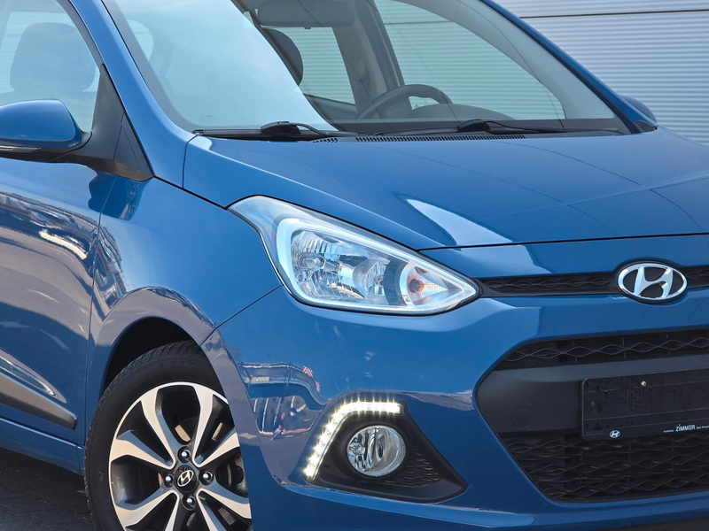 Hyundai i10 FIFA World Cup Edition (1.Hand) — photo 2