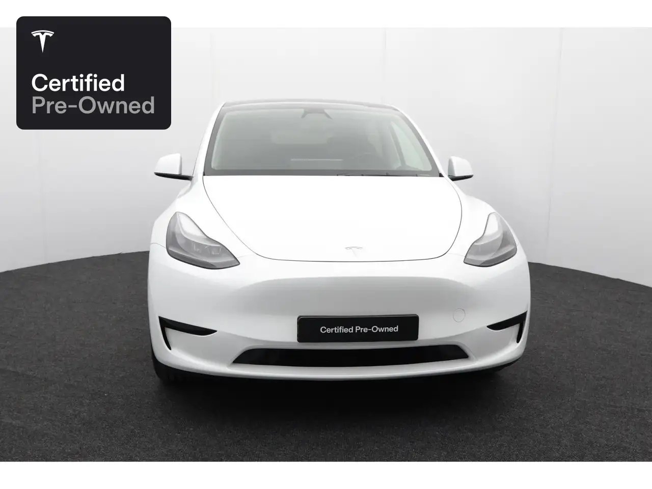 2024 Tesla Model Y Rear-Wheel Drive "Certified Pre-Owned", photograph 3