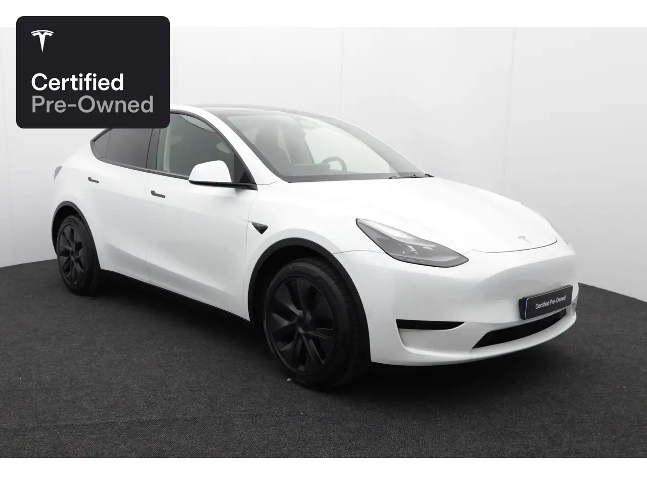 2024 Tesla Model Y Rear-Wheel Drive "Certified Pre-Owned", photograph 2