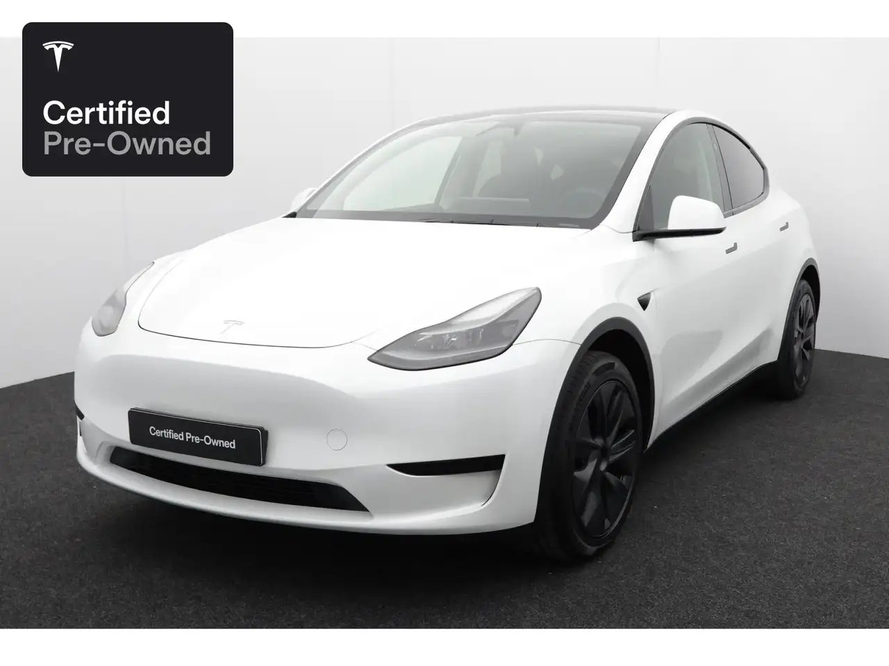2024 Tesla Model Y Rear-Wheel Drive "Certified Pre-Owned", photograph 4