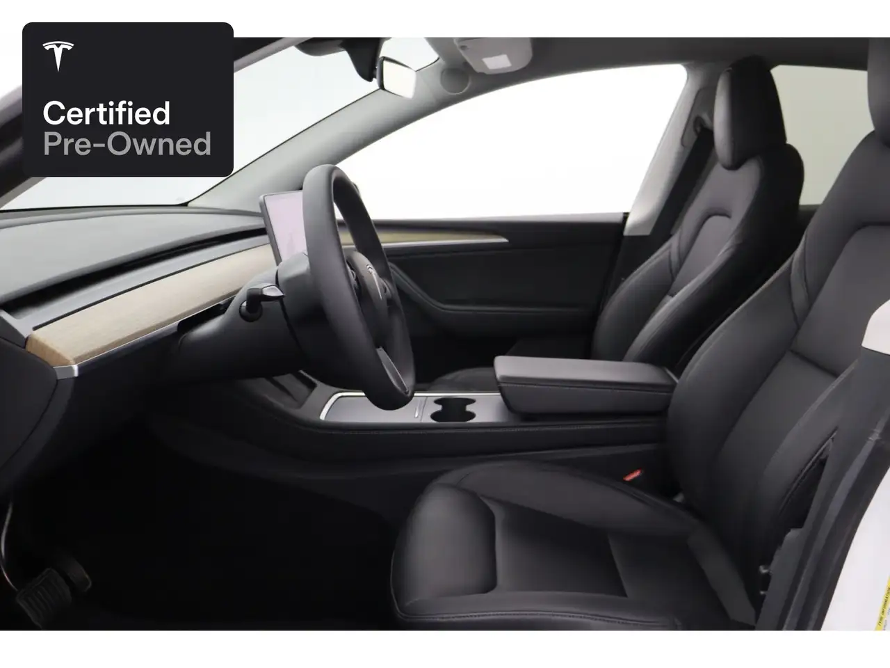 2024 Tesla Model Y Rear-Wheel Drive "Certified Pre-Owned", photograph 11