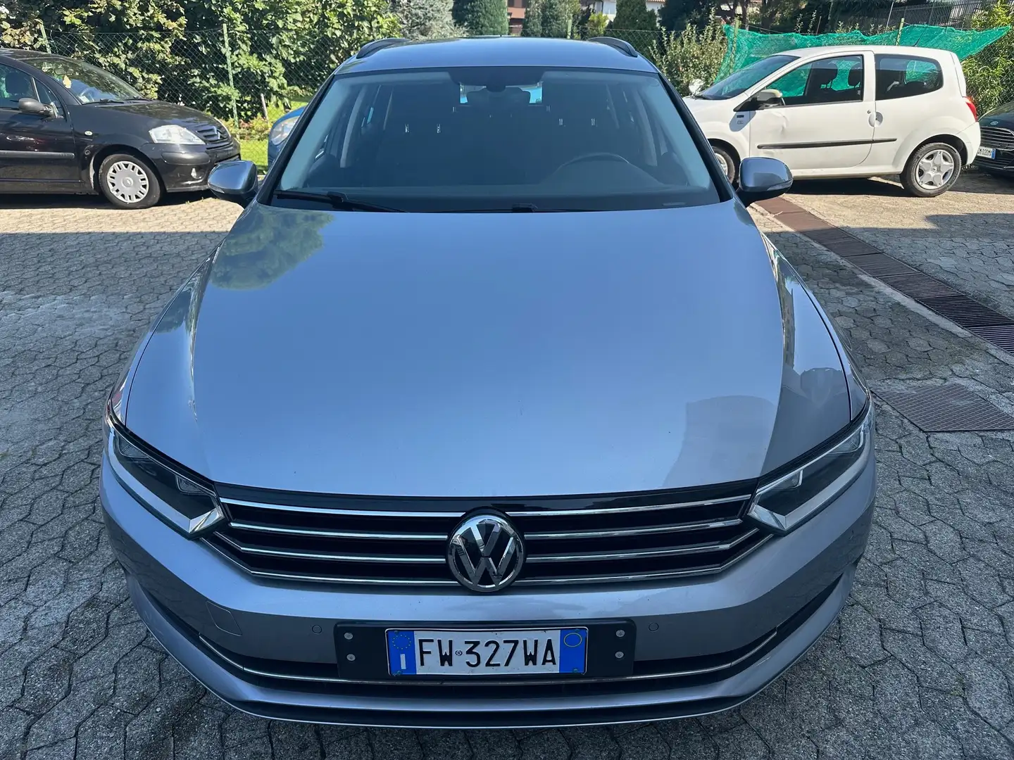 Volkswagen Passat Variant Passat VIII Variant 1.6 tdi 120cv dsg*CERCHI*NAVI Grijs - 2