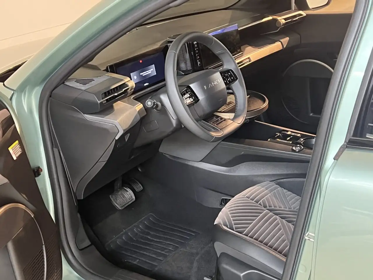 Lancia Ypsilon 2025 — фото 12