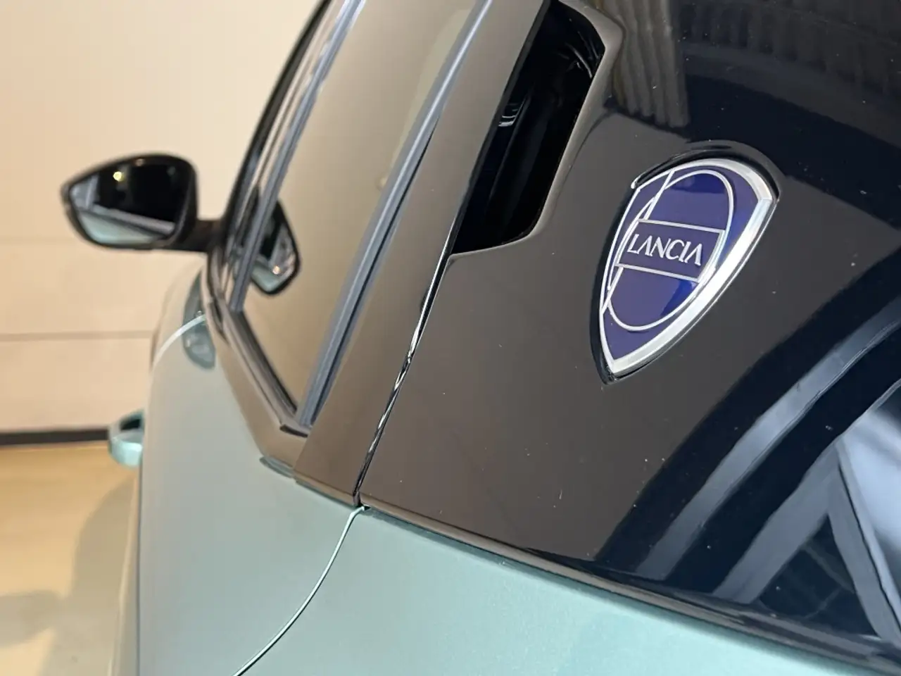 Lancia Ypsilon 2025 — фото 11