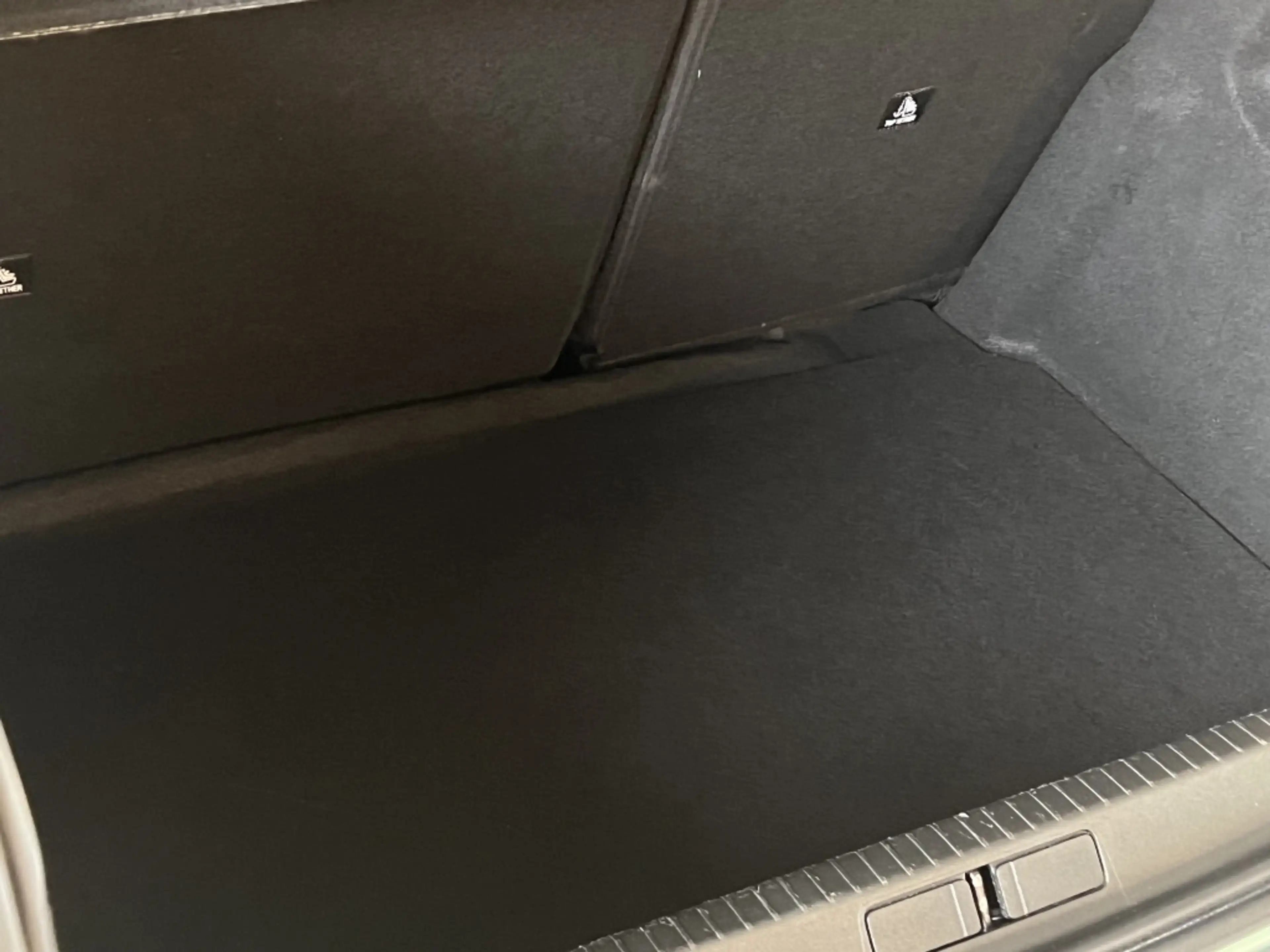 Lancia Ypsilon 1.2 Turbo Hybrid LX — photo 9