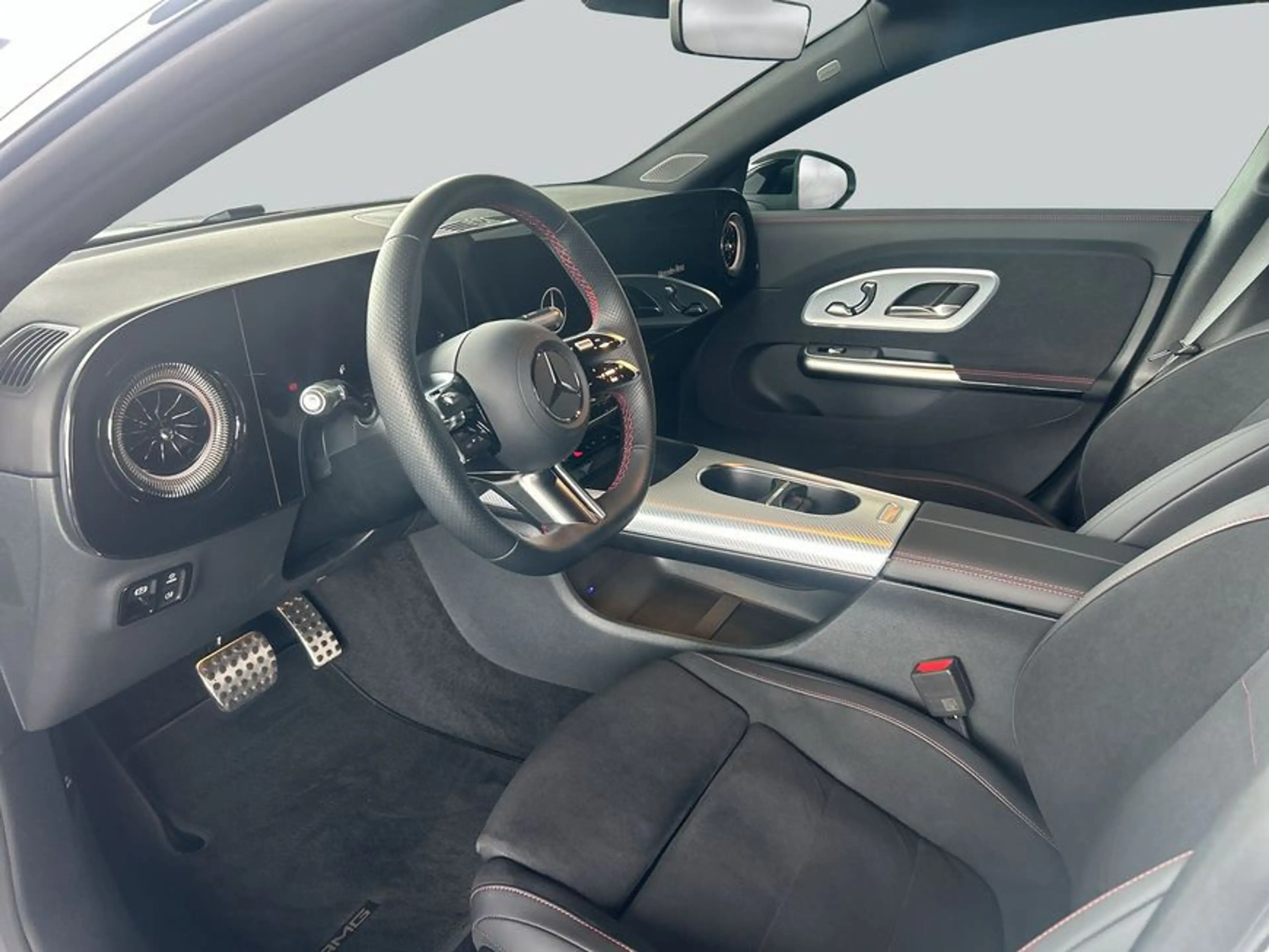 Mercedes-Benz CLA 250 CLA EQ Technologie — photo 10