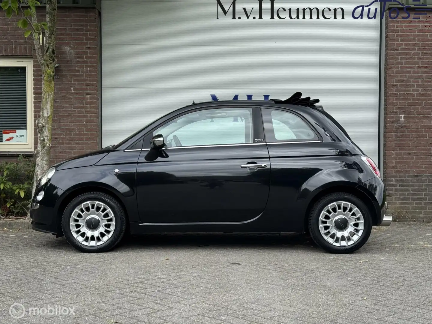 Fiat 500 0.9 TwinAir Turbo 80pk Novitec CarPlay Airco Schwarz - 2