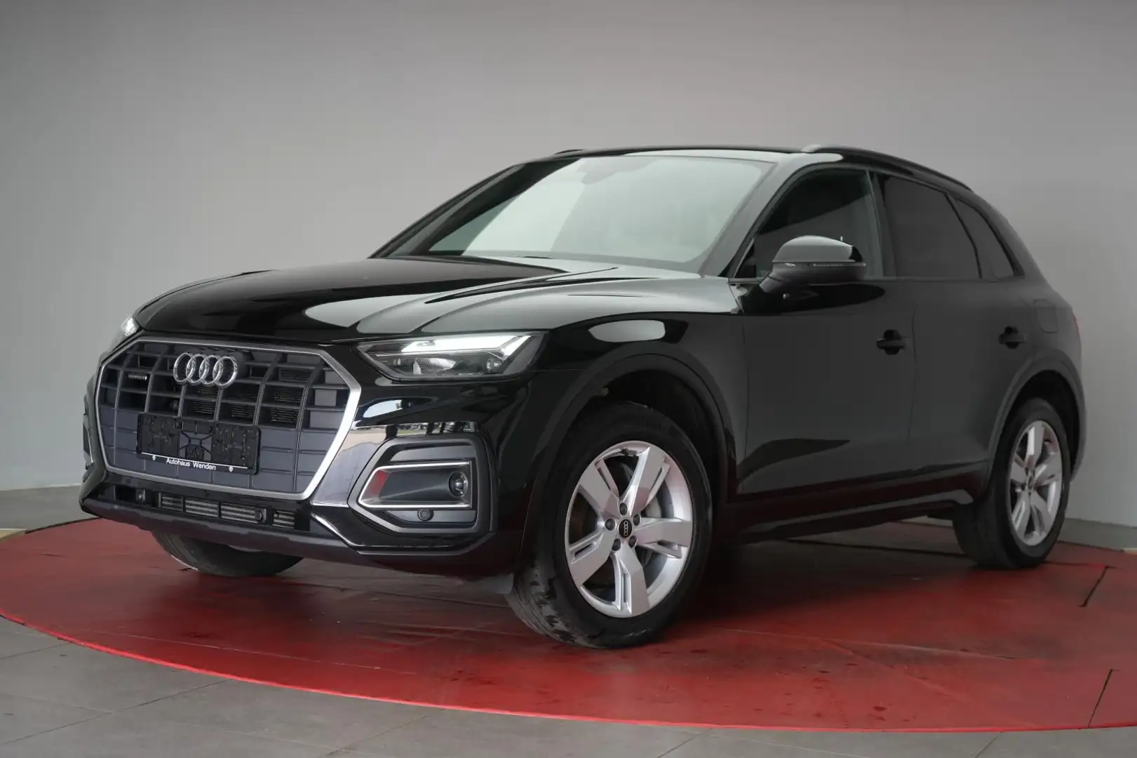 Audi Q5 50 TFSIe quattro S tronic Navi/Temp/Virtual/C Schwarz - 2
