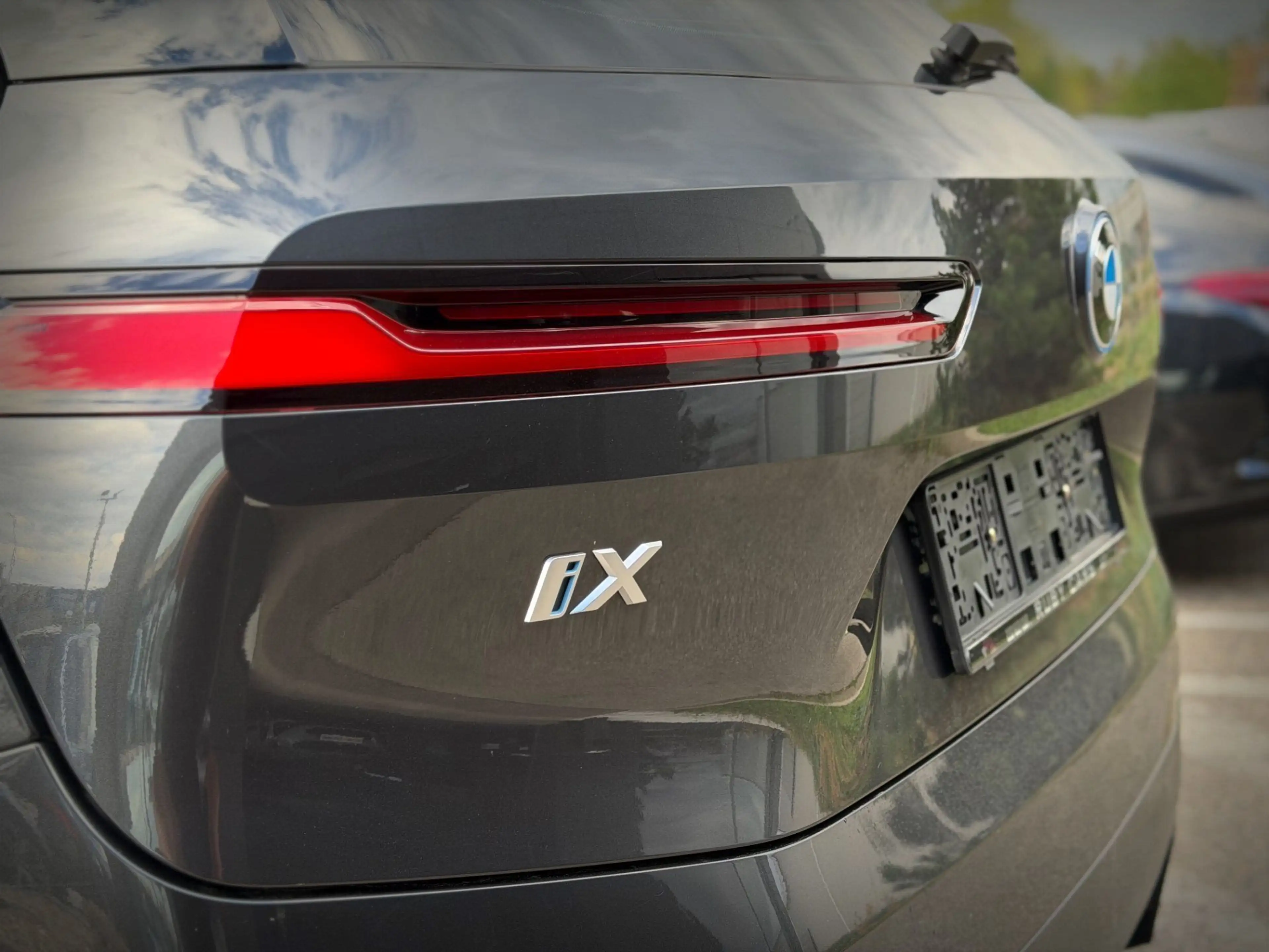 BMW iX xDrive40 71kWh Mwst. Ausweisbar — photo 5