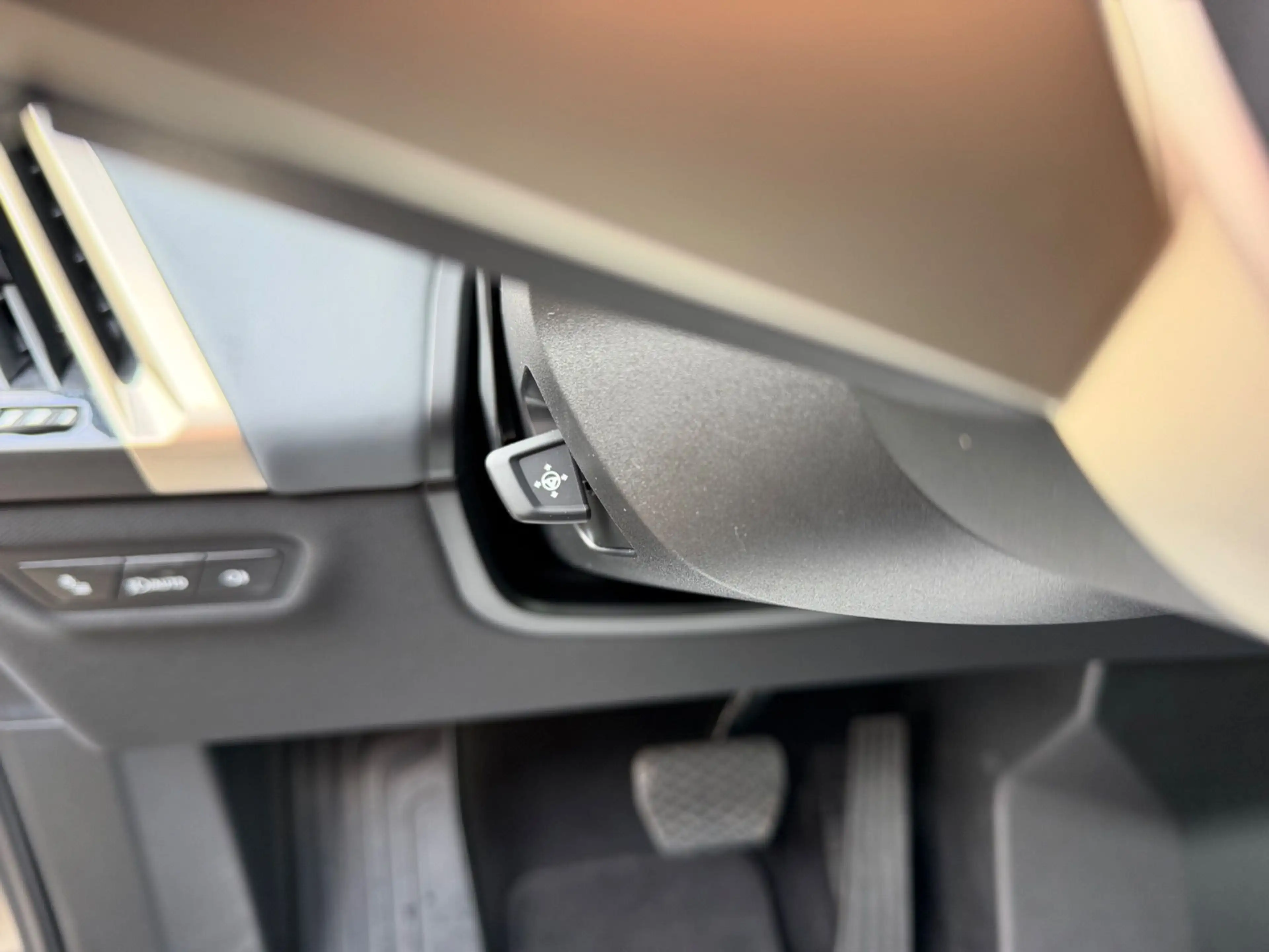BMW iX xDrive40 71kWh Mwst. Ausweisbar — photo 15