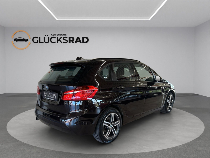 BMW 218 218i Active Tourer Sport Line Navi PDC SHZ AHK — photo 8
