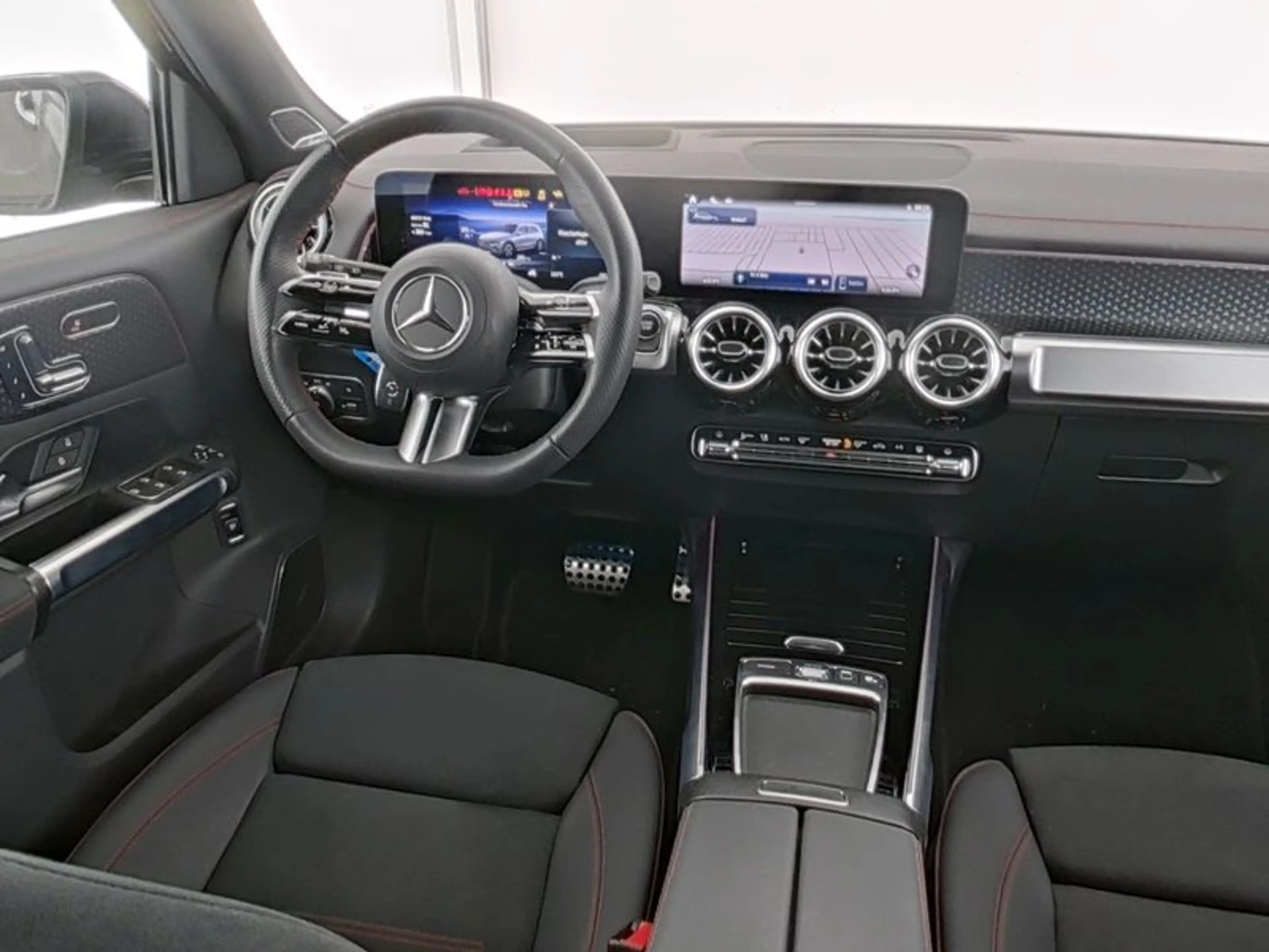Mercedes-Benz EQB 300 EQB 350 4Matic — photo 2