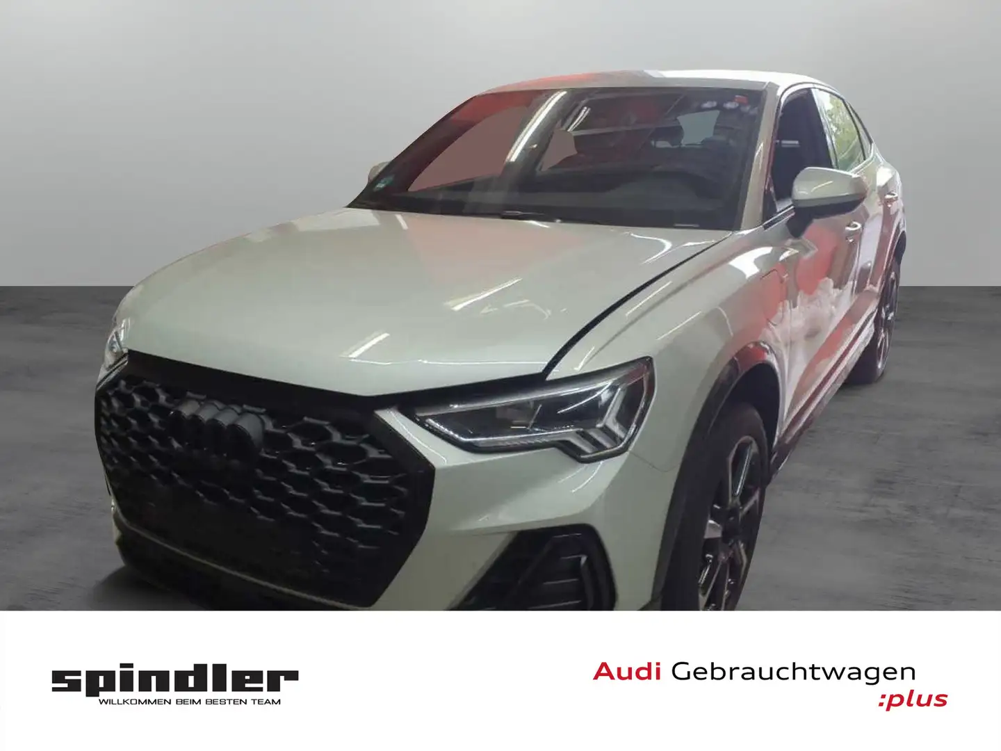 Audi Q3 S-Line 45TFSIe S-tronic / LED, 360° Argent - 1