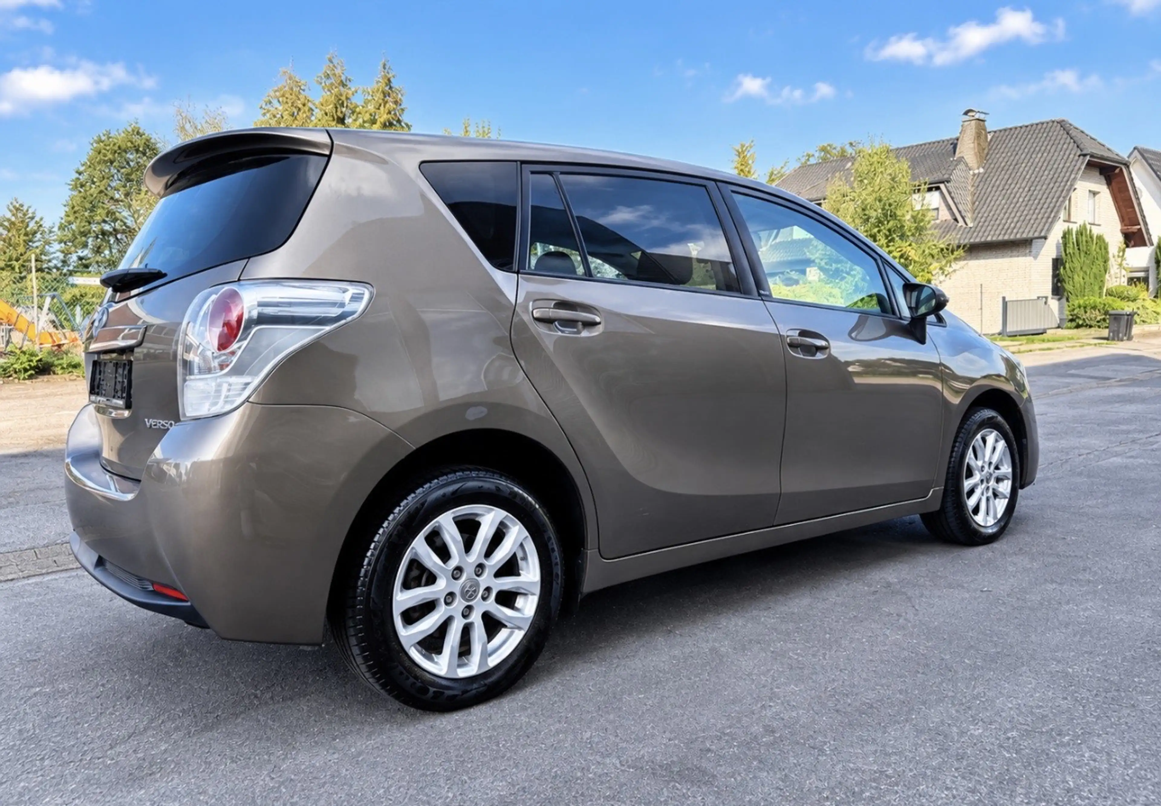 Toyota Verso Verso 1.8 5-Sitzer Edition-S 2 Hand Rrückfahrkamera — photo 6