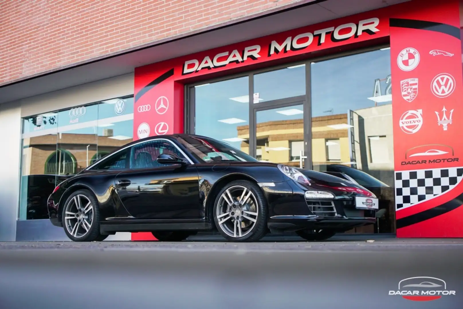 Porsche 997 Targa 4 Negro - 1