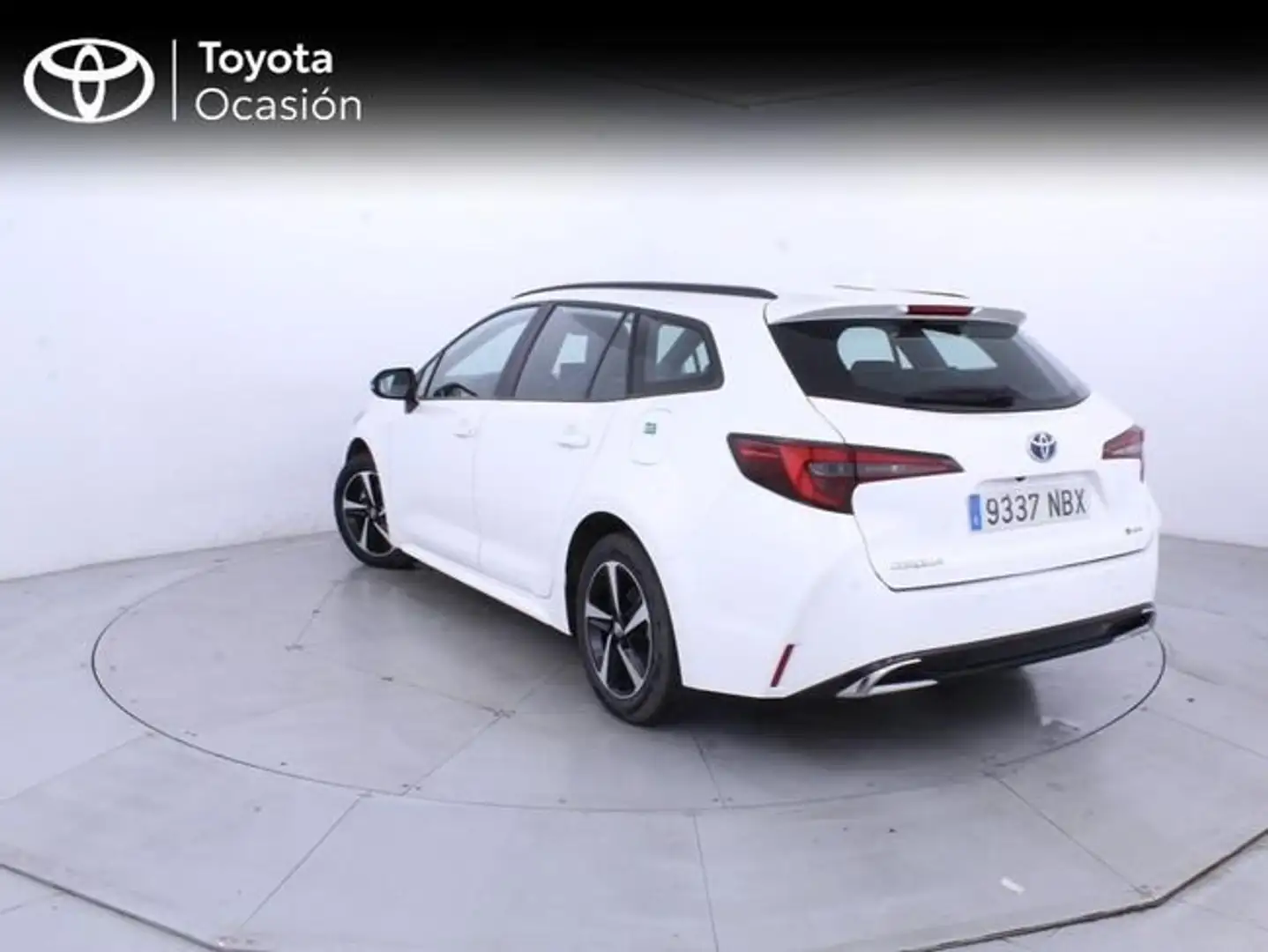 Toyota Corolla Touring Sports 140H Active Plus Blanco - 2