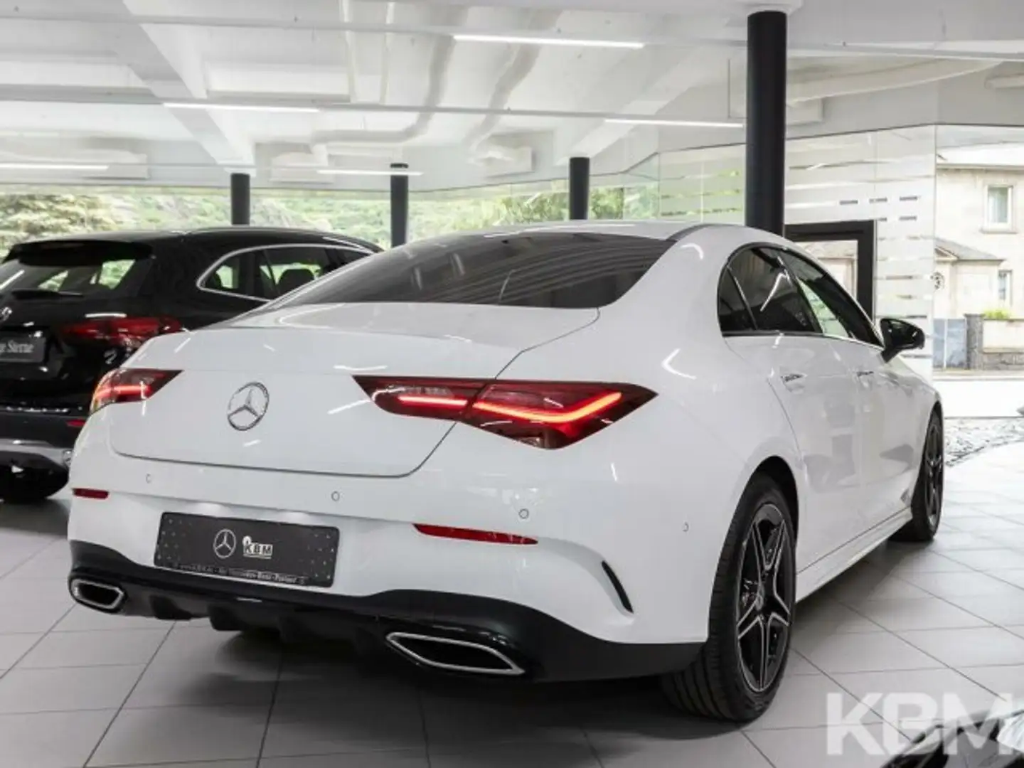 Mercedes-Benz CLA 180 CLA 180 EDITION AMG°NIGHT°PANO°MULTIBEAM°DISTR° Blanc - 2