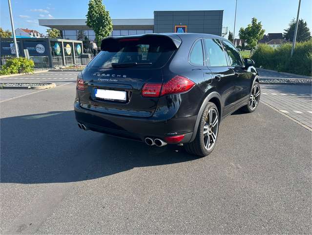 Porsche Cayenne Turbo