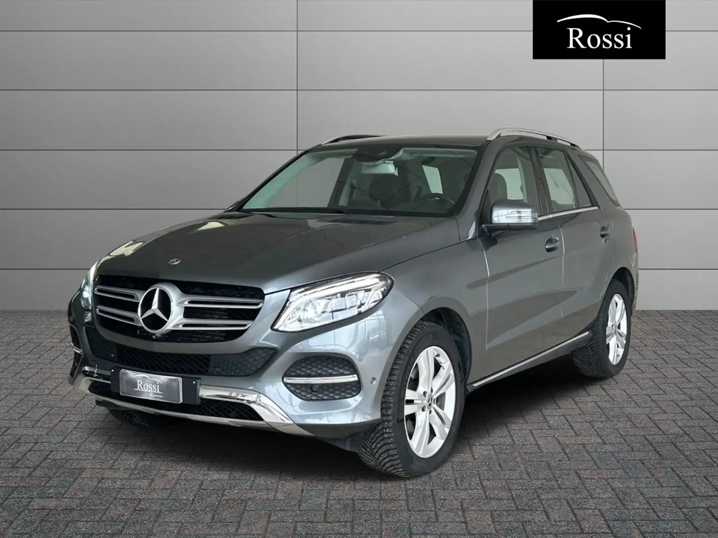 Mercedes-Benz GLE 250 d Sport 4matic auto siva - 1