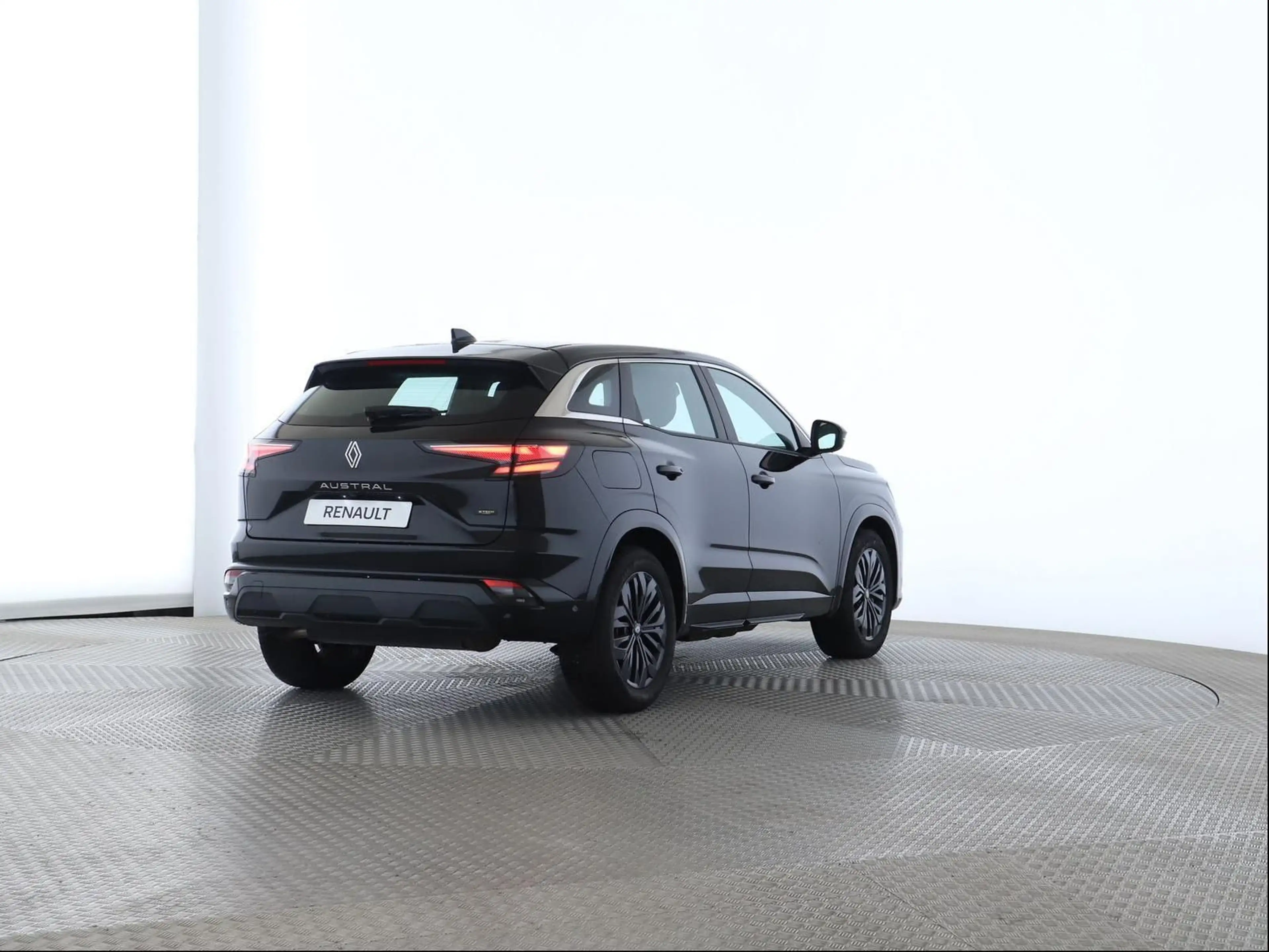 Renault Austral AUSTRAL Evolution Full Hybrid E-Tech 200 — photo 12