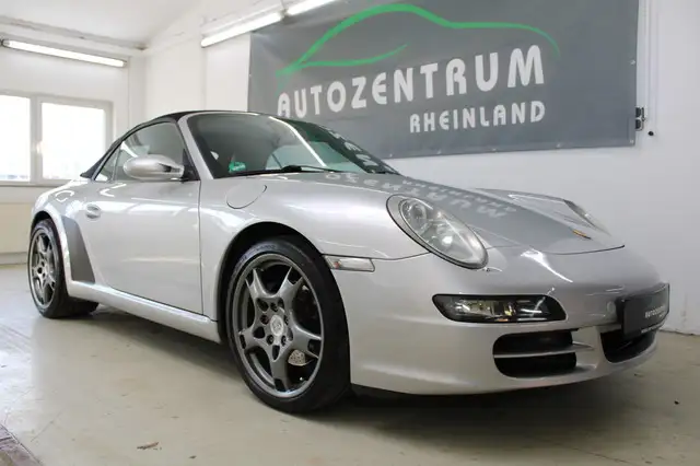 Porsche 997 Carrera Cabrio Motor neu/16t¤ investiert