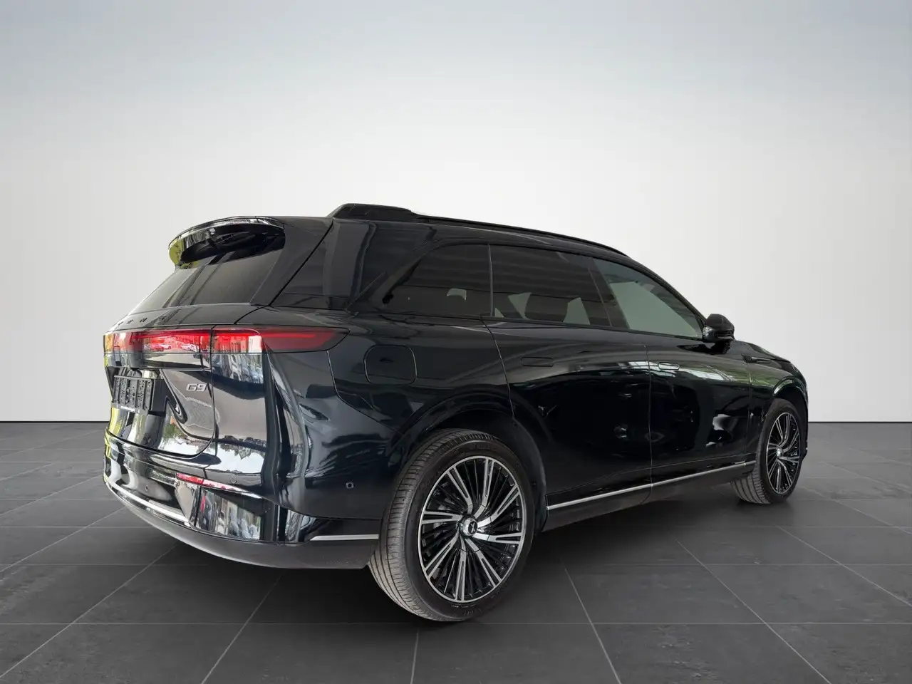 XPENG G9
