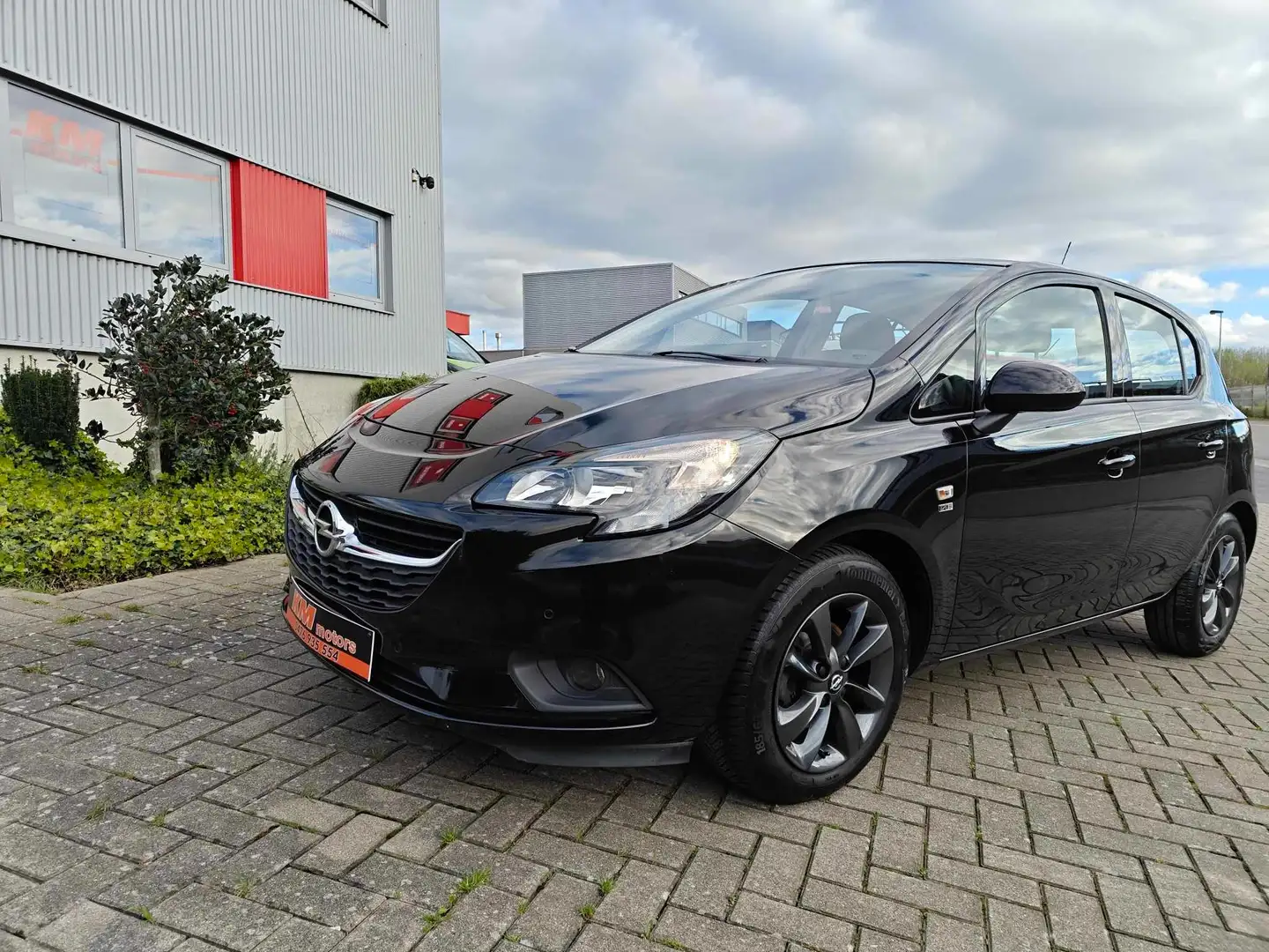 Opel Corsa 1.2i Black Edition (EU6.2) * 63000 km * Negro - 1