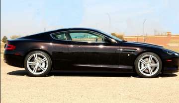 DB9 coupe 6.0 touchtronic 2