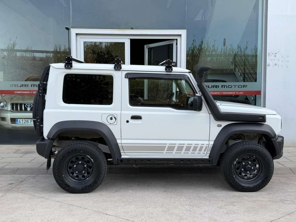 Suzuki Jimny 1.5 JX - foto 1