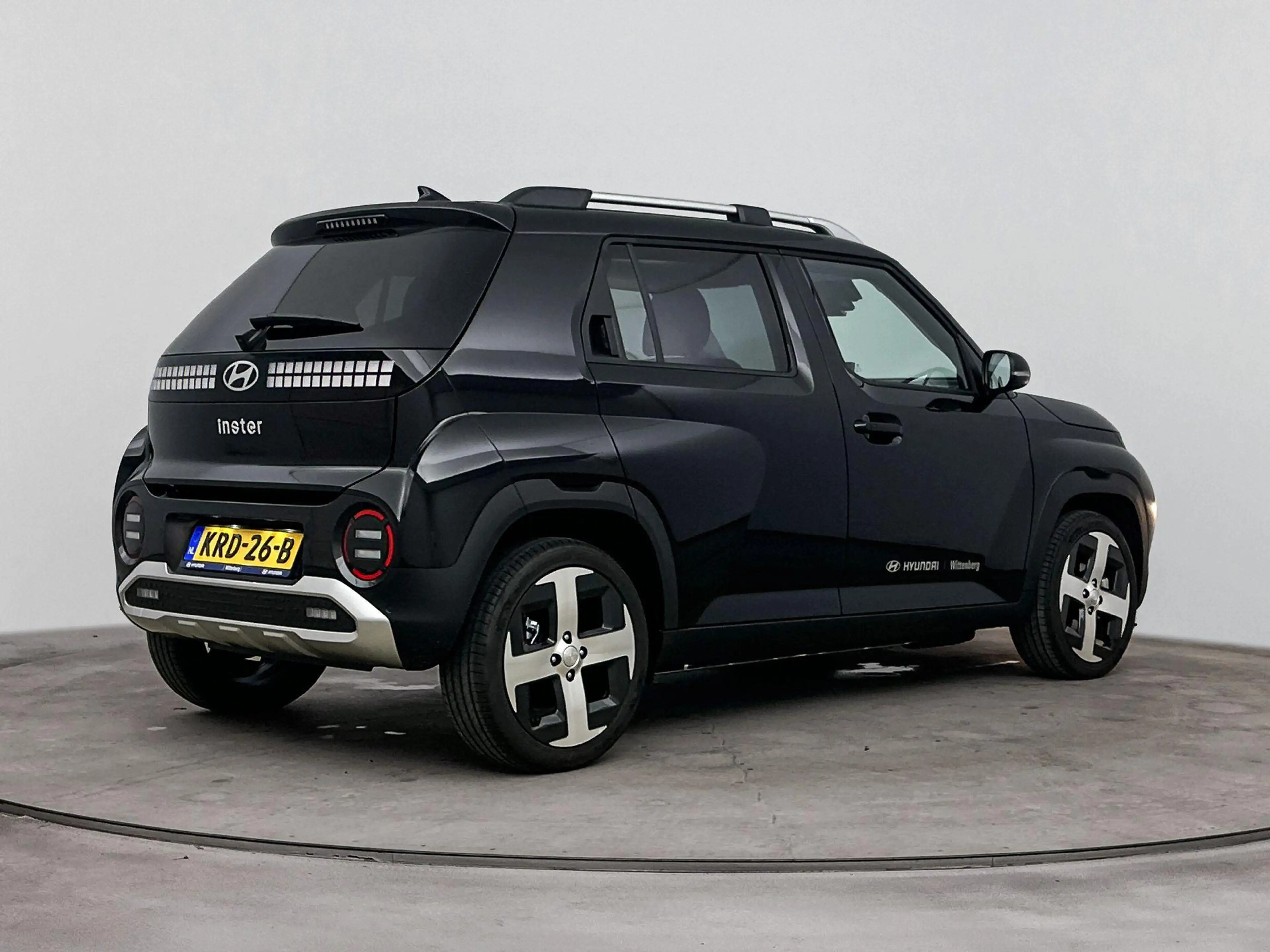 Hyundai Inster PULSE ADVANCED 42 kWh | SCHUIFDAK | STOEL & STUURV — photo 2