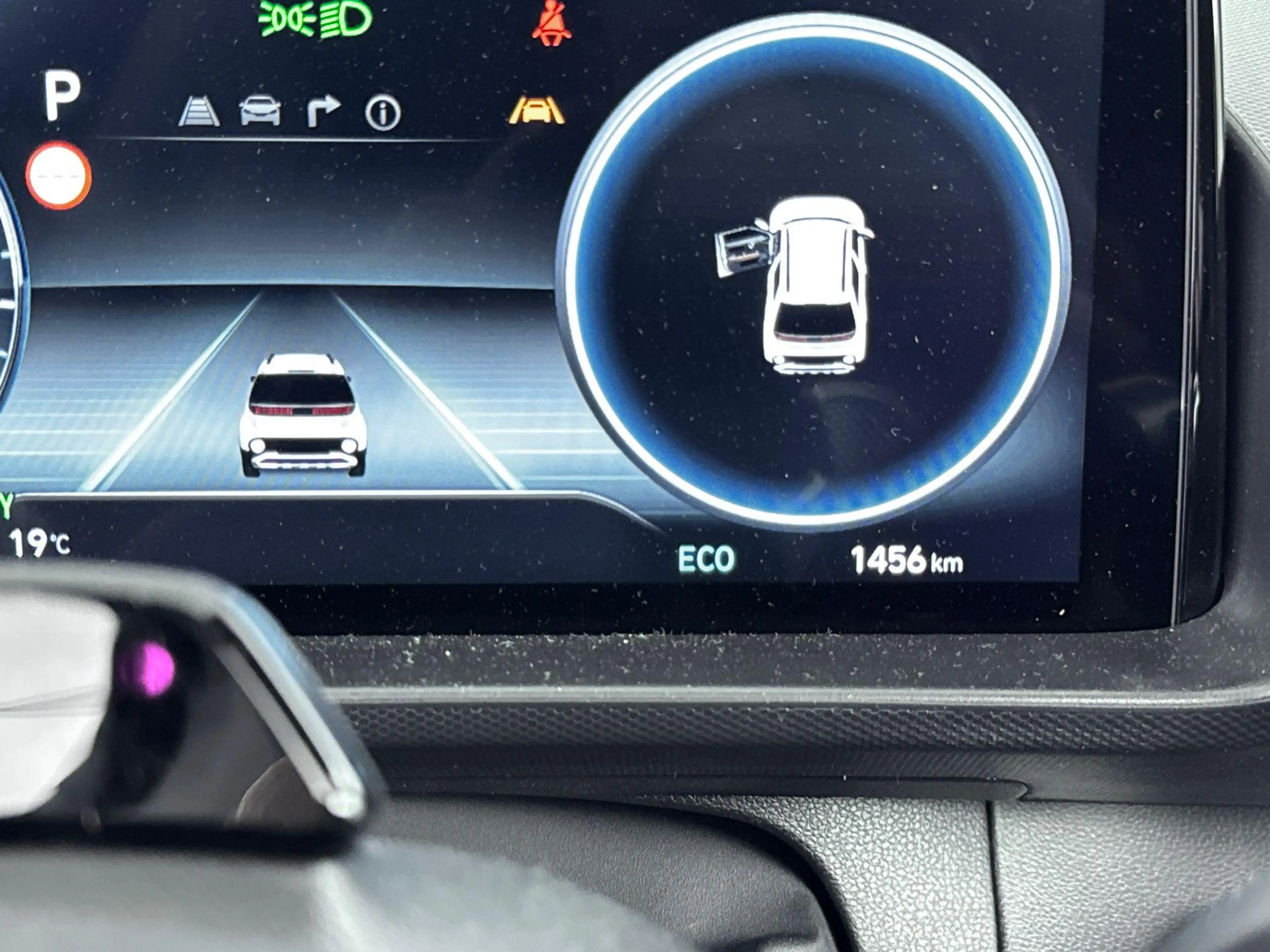 Hyundai Inster PULSE ADVANCED 42 kWh | SCHUIFDAK | STOEL & STUURV — photo 10