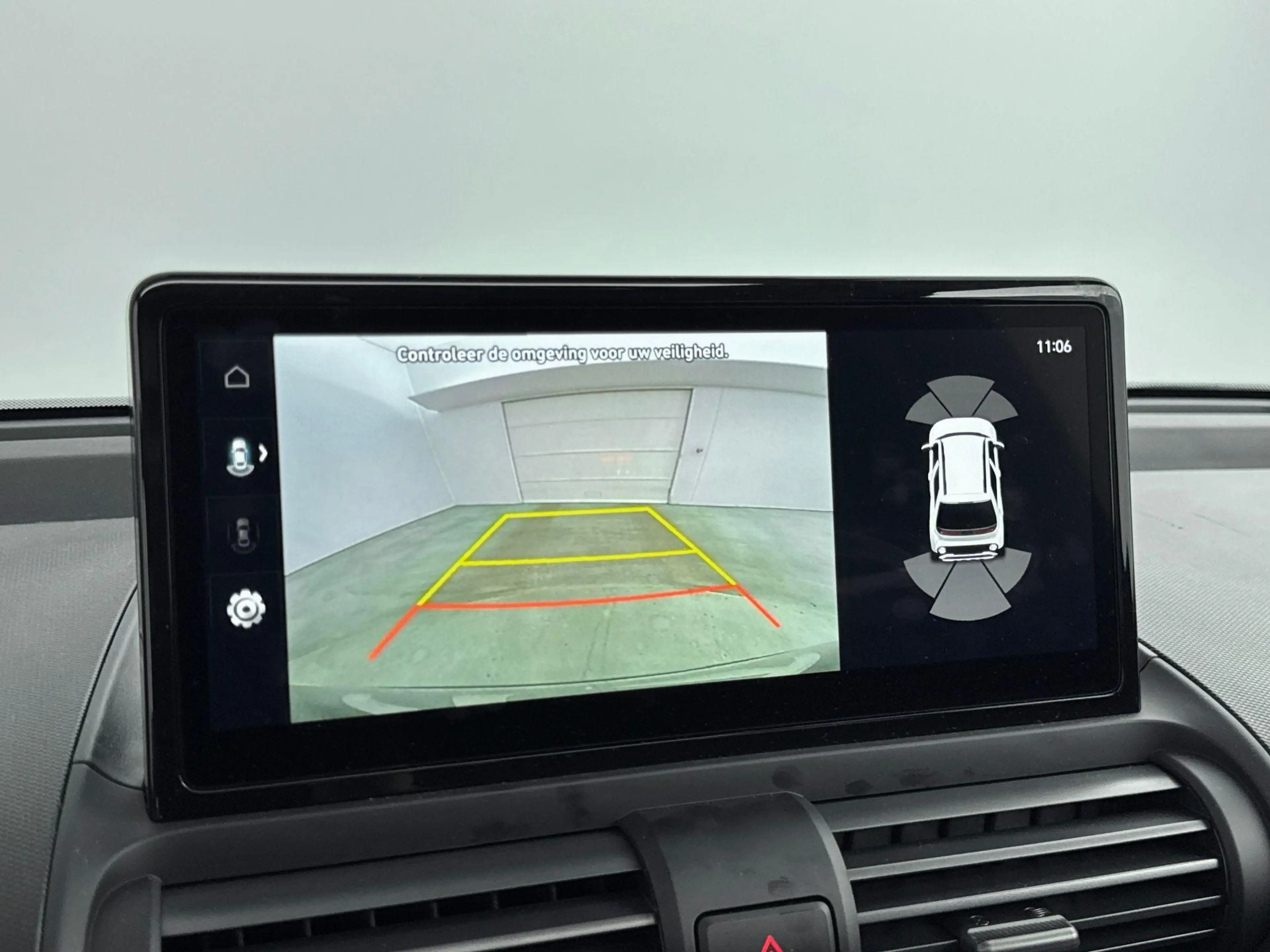Hyundai Inster PULSE ADVANCED 42 kWh | SCHUIFDAK | STOEL & STUURV — photo 12