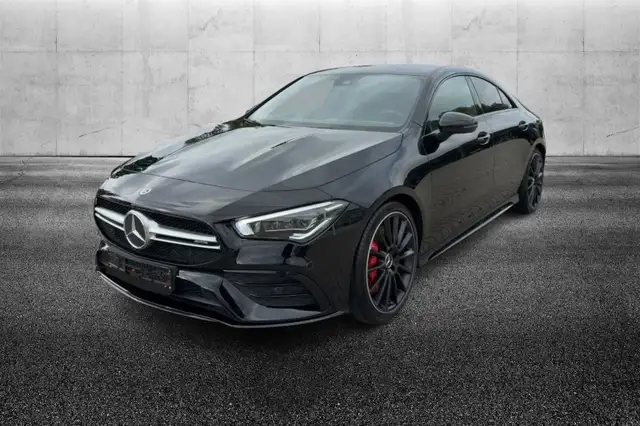 Mercedes-Benz CLA 35 AMG 4Matic