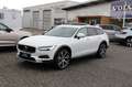 Volvo V90 Cross Country B4 AWD Ultimate +VOLL+BW+LUFT+ Weiß - thumbnail 3