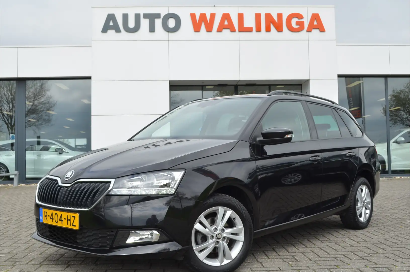 Skoda Fabia Combi 1.0 TSI Ambition Carplay | Climate | Getint Zwart - 1