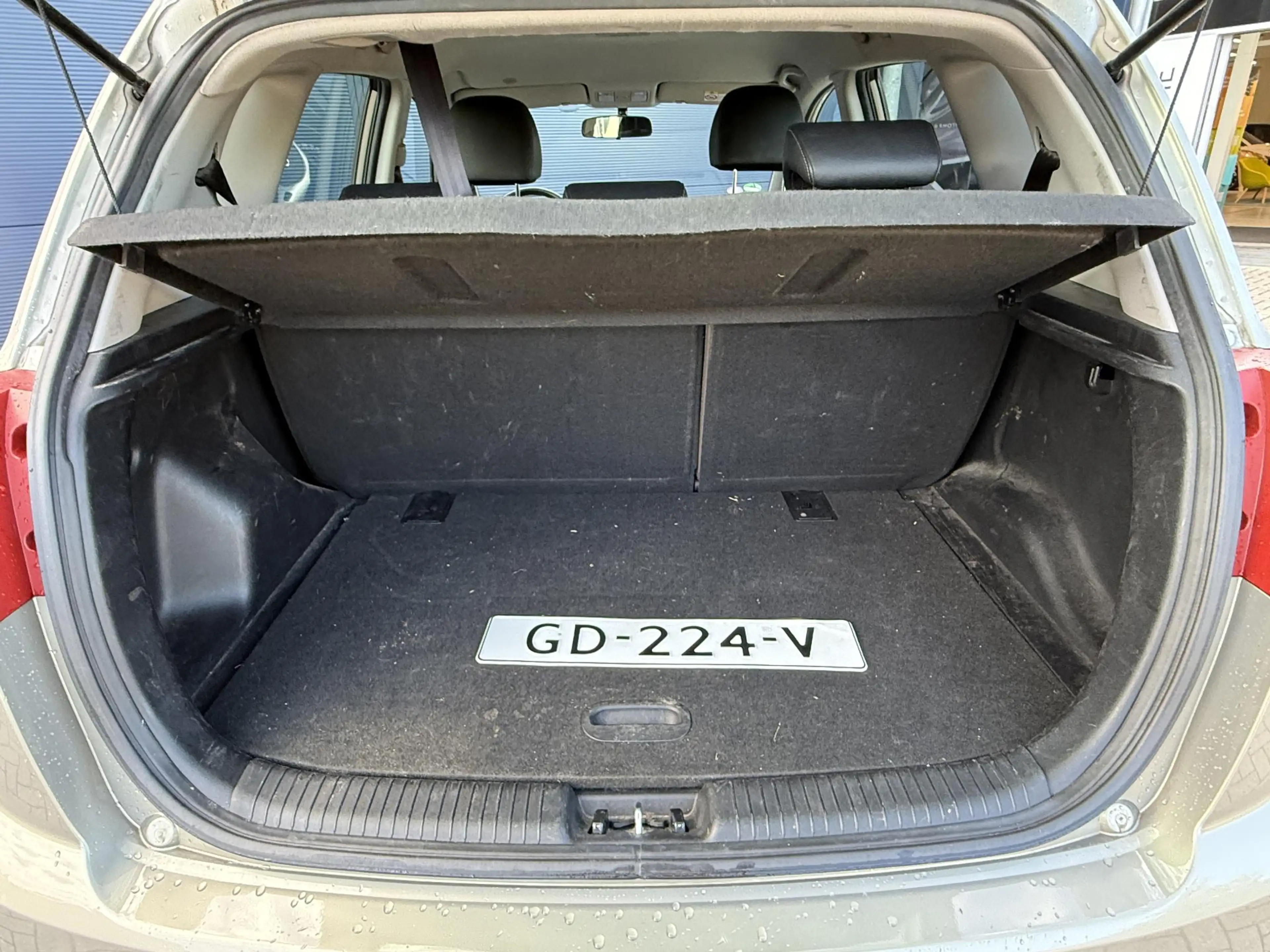 Kia Venga 1.6 CVVT First Edition | Navigatie | Climate Contr — photo 10
