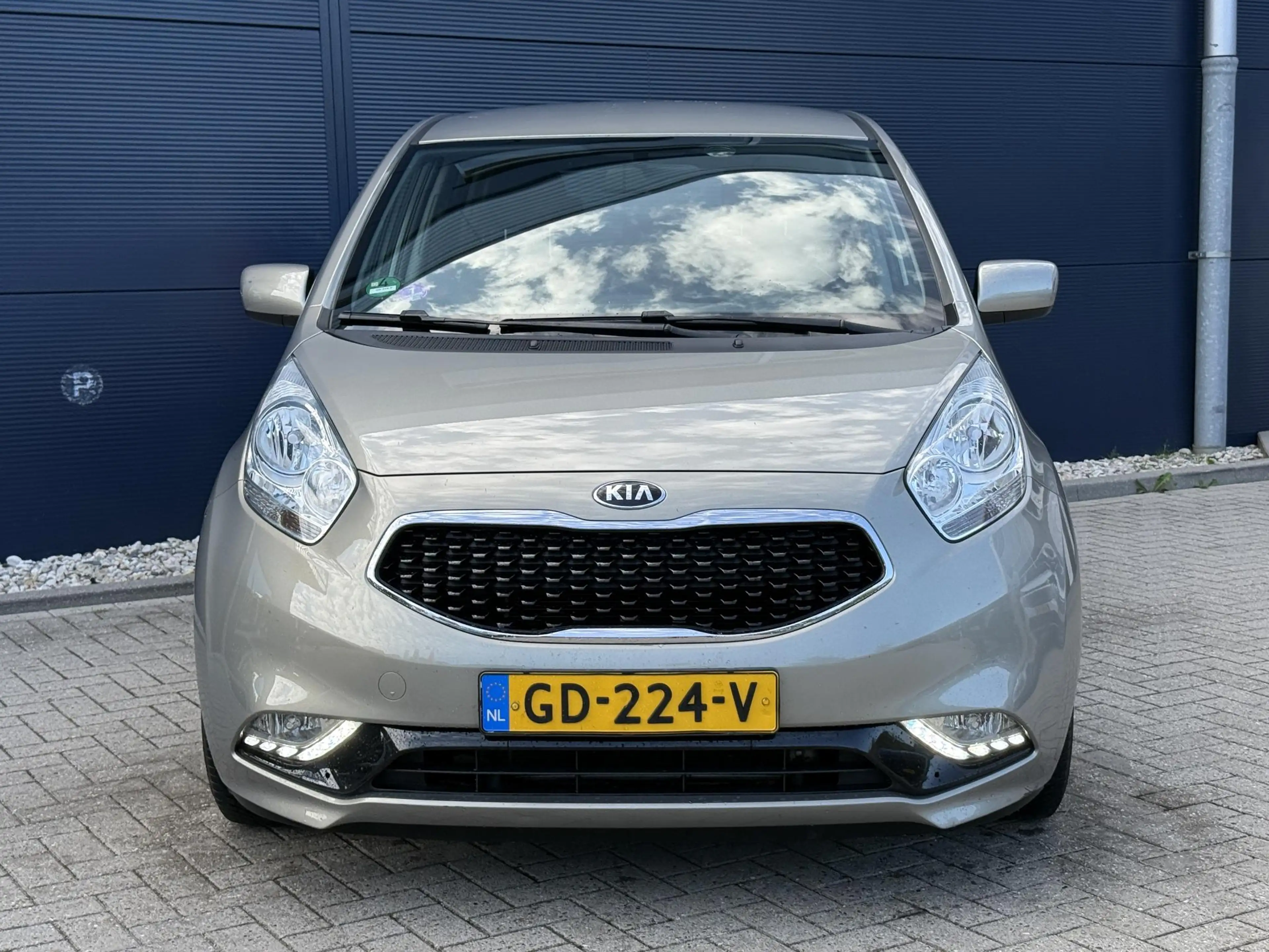 Kia Venga 1.6 CVVT First Edition | Navigatie | Climate Contr — photo 2