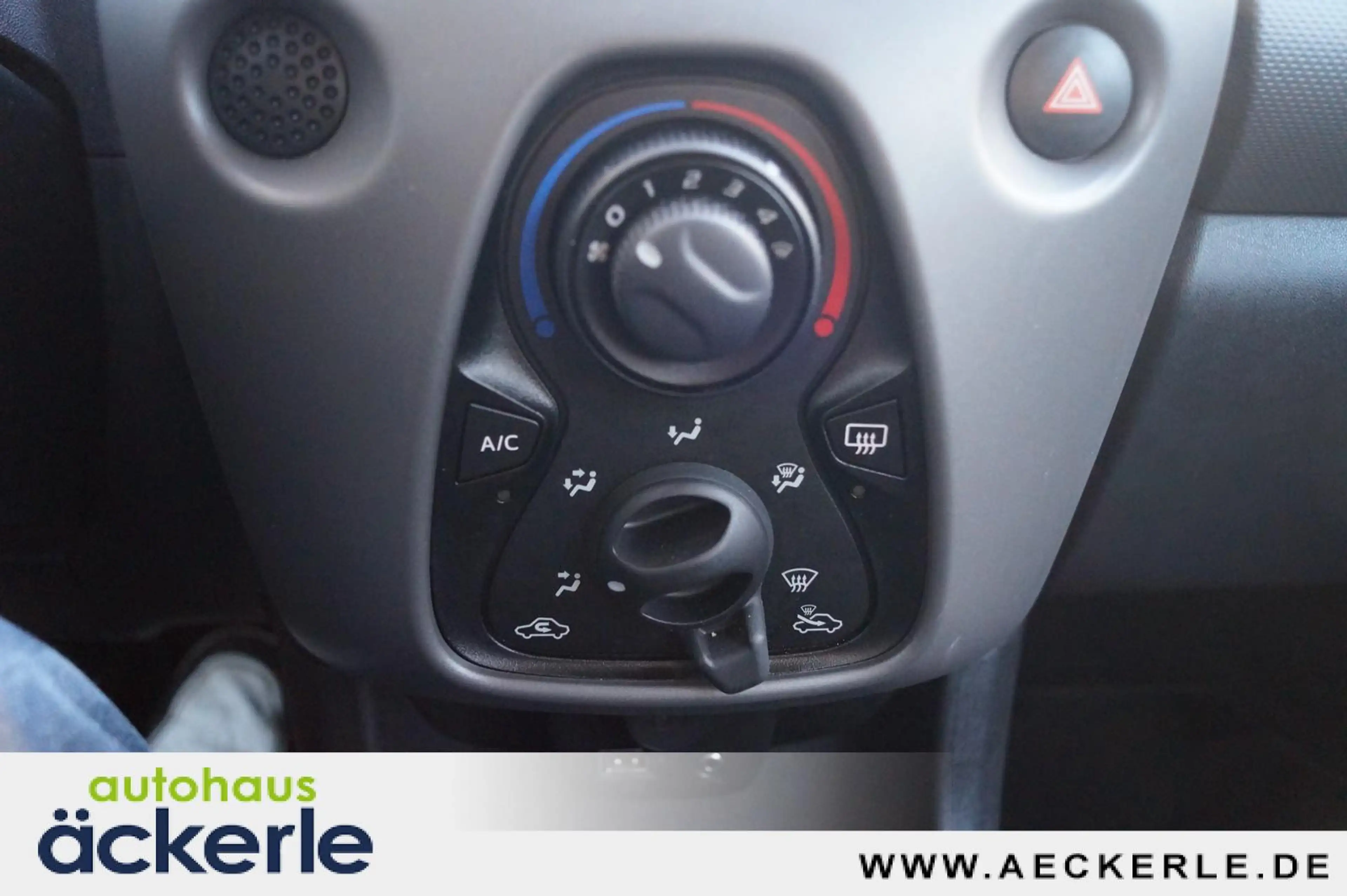 Peugeot 108 Active I Klima I Metallic — photo 15